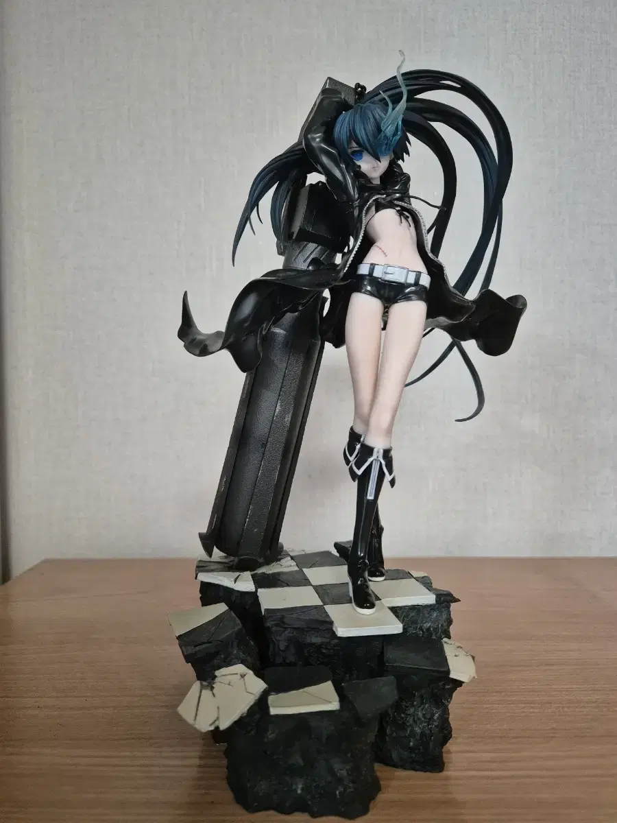 Sell)Good Smile Company Black Rock Shooter 1/8 Size Figure