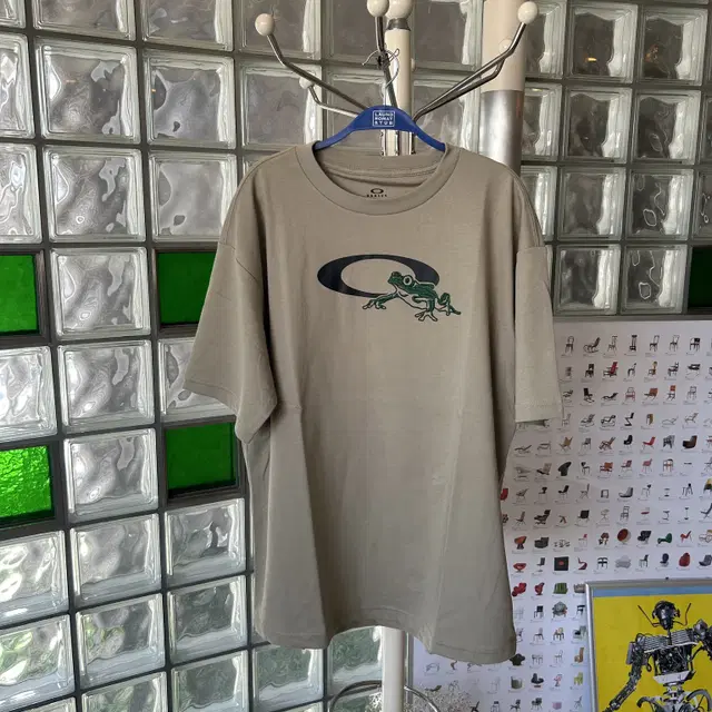 오클리 개구리티 oakley frog half tee