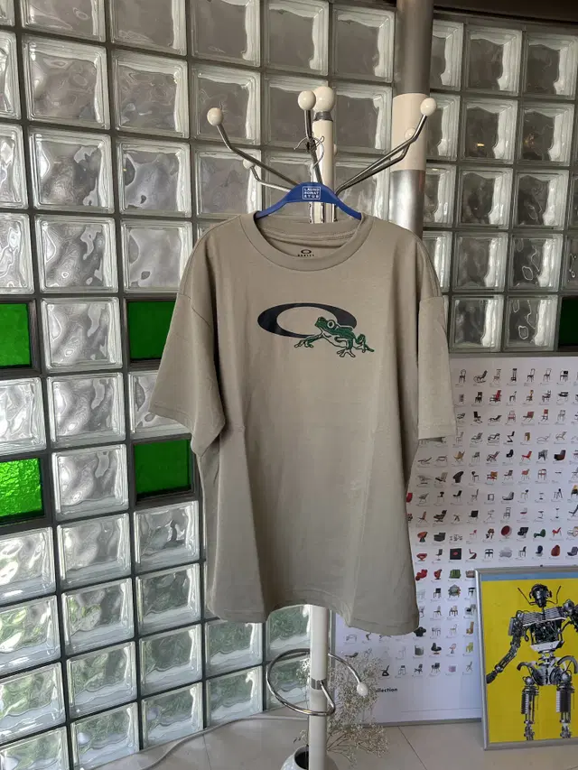 오클리 개구리티 oakley frog half tee