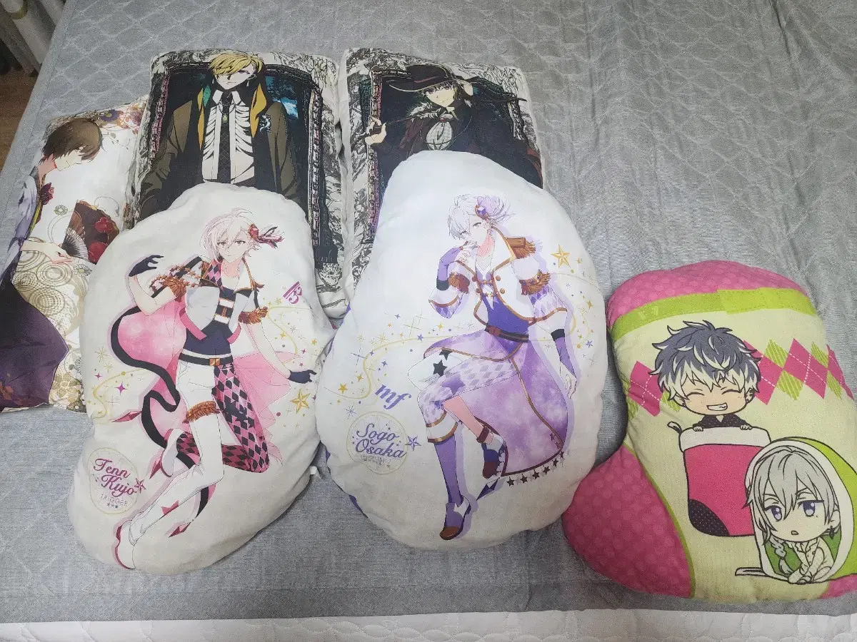 Sell Ainana Tsukiuta Cushions