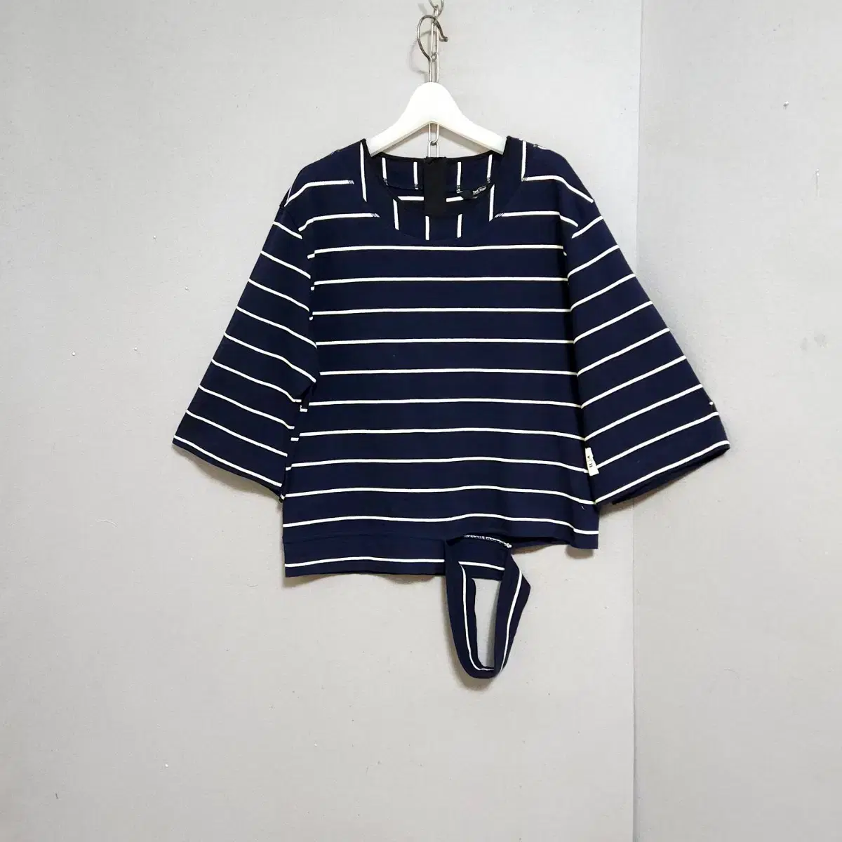 세컨플로어 끝선쁜 티셔츠 55 n5677 애슐리상점