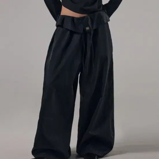 트리밍버드 folded waist band pants black 새상품