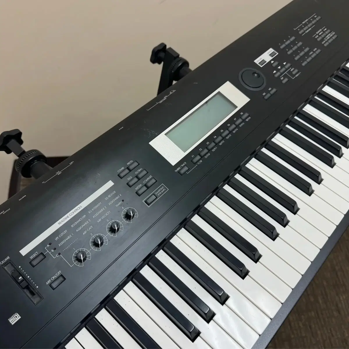 korg tr88