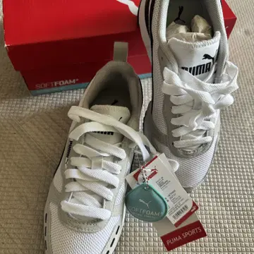 PUMA R78