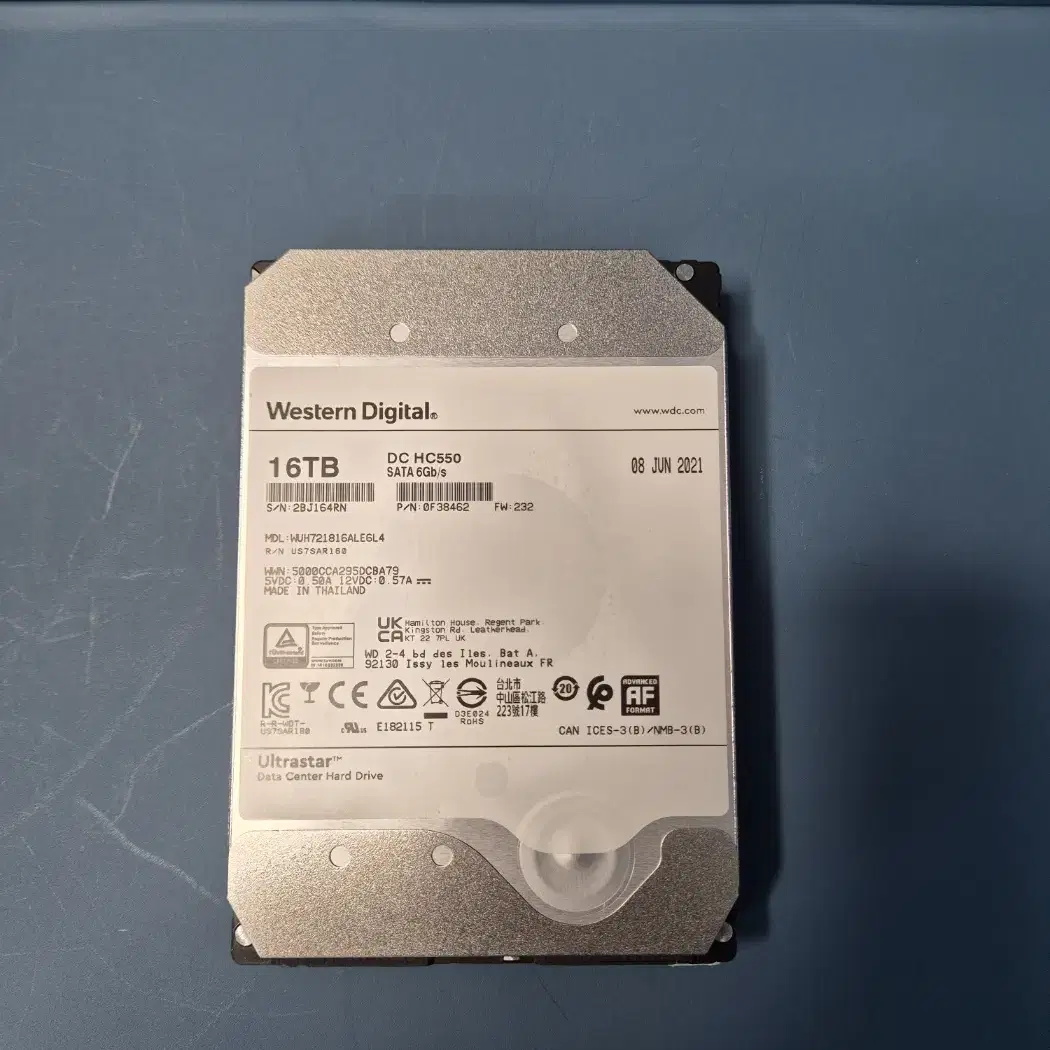 WD DC HC550 16TB 16TB HDD SATA 판매합니다.