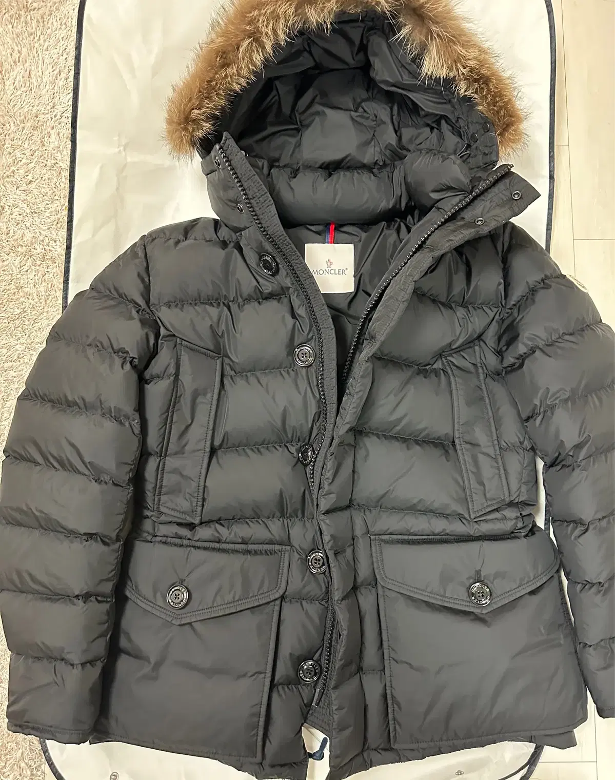 Moncler Clooney size 3