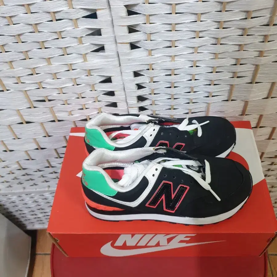 new balance 뉴발란스 574 스니커즈 225mm 세탁완료