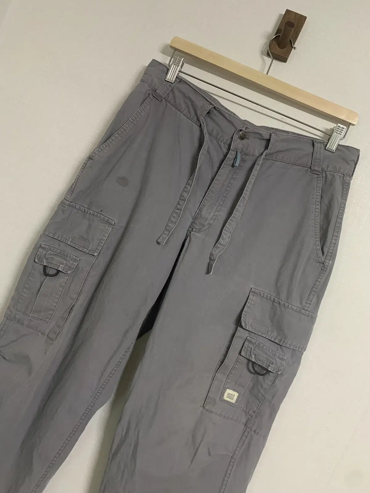 [33]00s Nike ACG Vintage Double Knee Cargo Pants