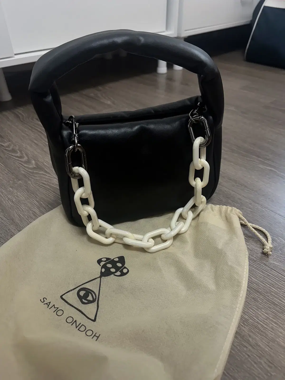 세이모온도 머그백 mug bag S lambskin - black 10도