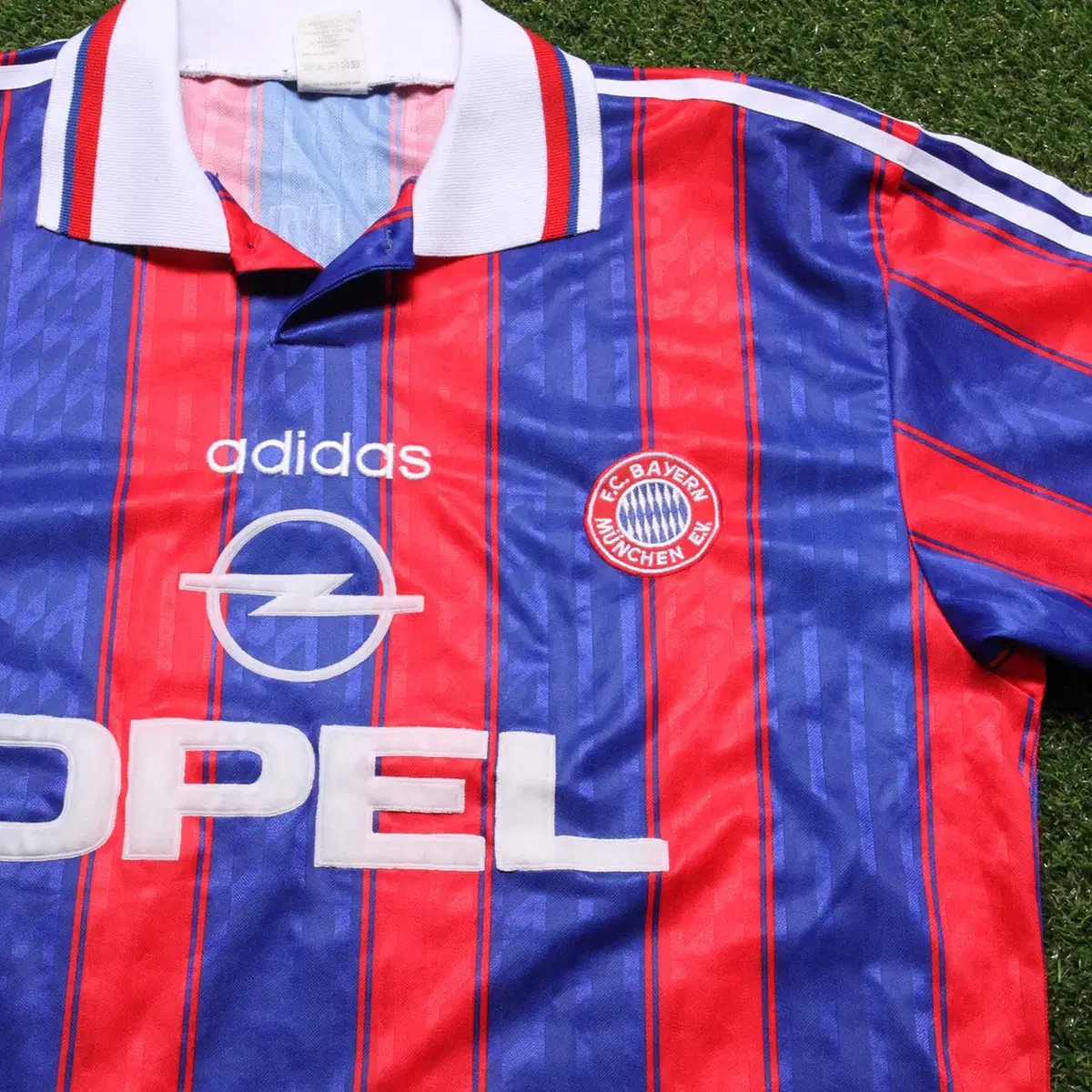 FC BAYERN MUNICH 95/97 HOME