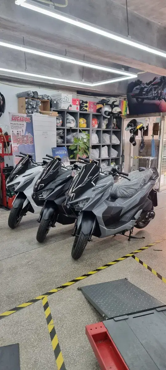 sym VSX125 abs 신차 폭탄세일 398만원짜리 230만원!