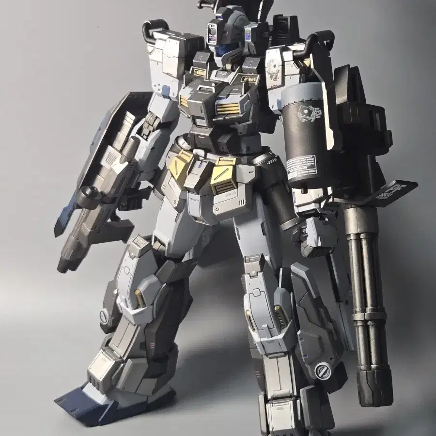 건담 도색 조립의뢰 받아요 반다이 대륙 모든킷 가능 HG RG MG PG