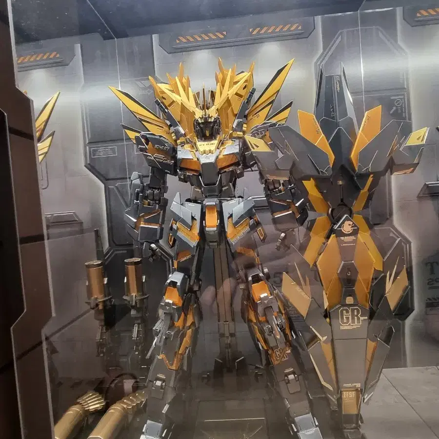 건담 도색 조립의뢰 받아요 반다이 대륙 모든킷 가능 HG RG MG PG