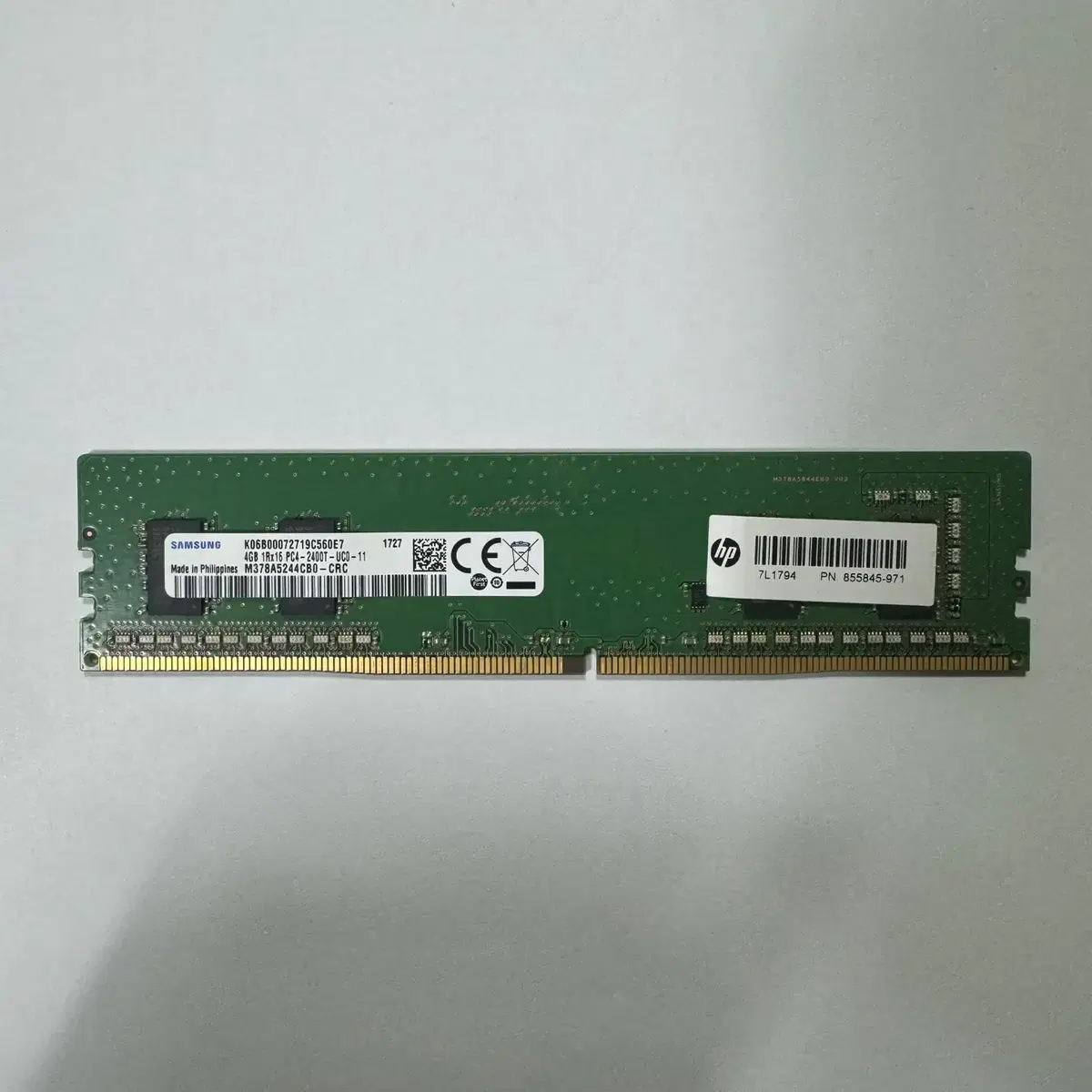 삼성 4GB PC4 RAM 판매합니다.