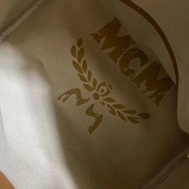 정품 MCM 가방 토트백