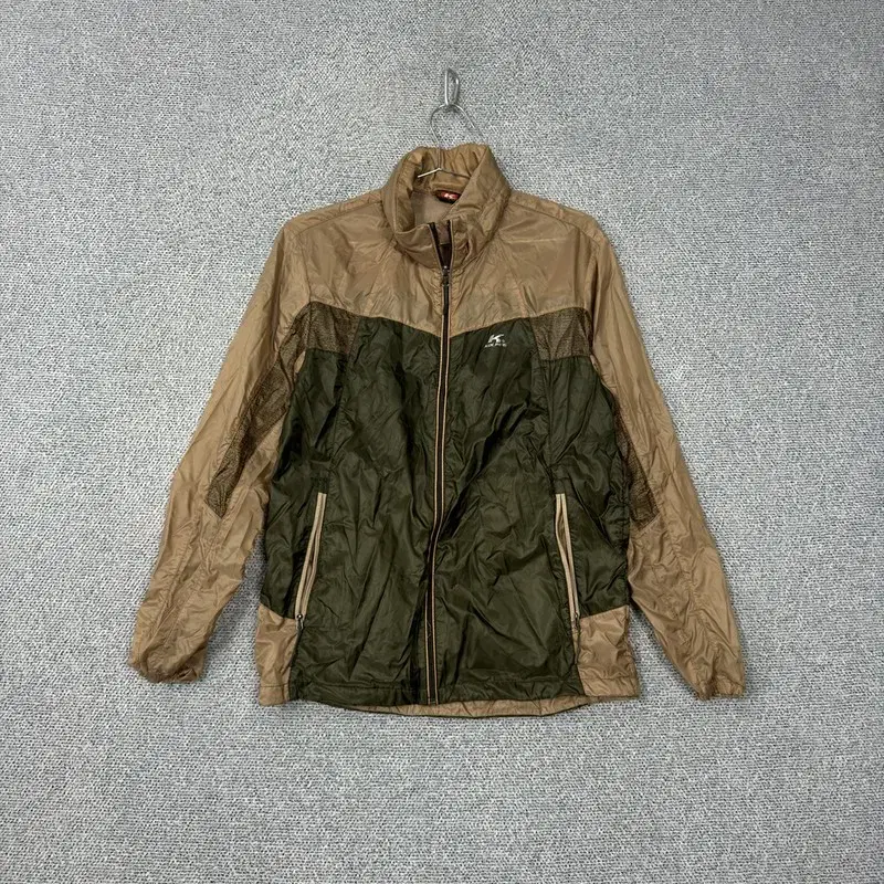 Colping Beige Functional Windbreaker 95