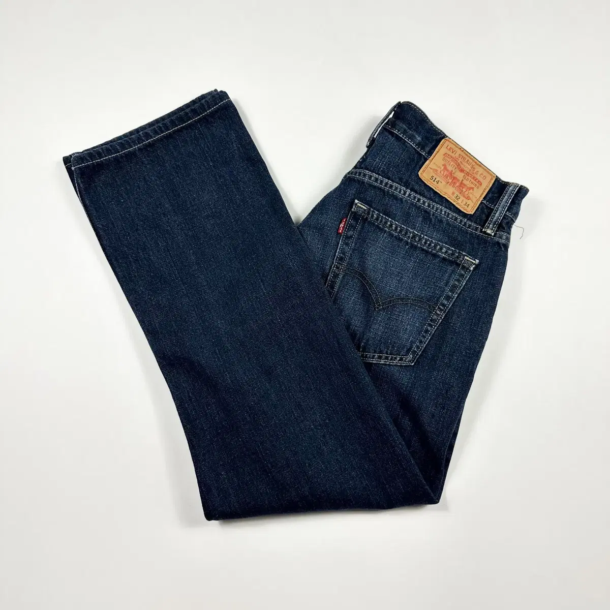 (32) Levi's 514 Jin Blue Regular Straight Denim Pants