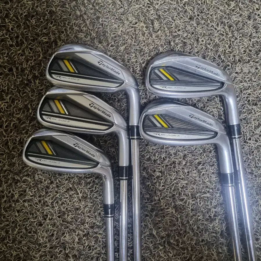 TaylorMade RBLADEZ 아이언세트 6~9,P