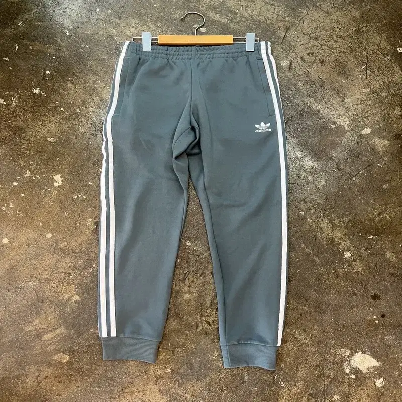 Medium Adidas Originals Samsun Jogger Training Pants Chuu Training Palio-tion