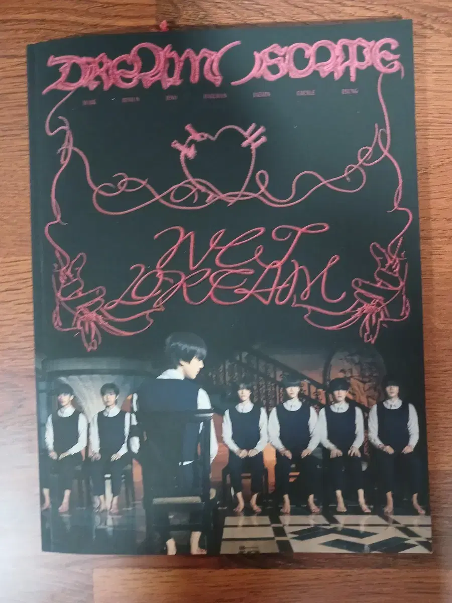 [free shipping/new] nct dream album The Dream Escape Photobook