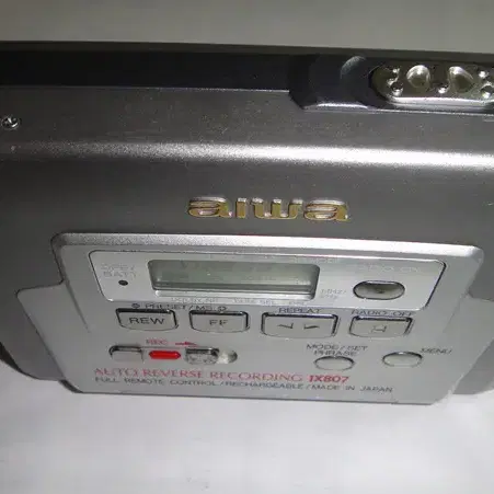 AIWA  HS-JX807  워크맨  작동품