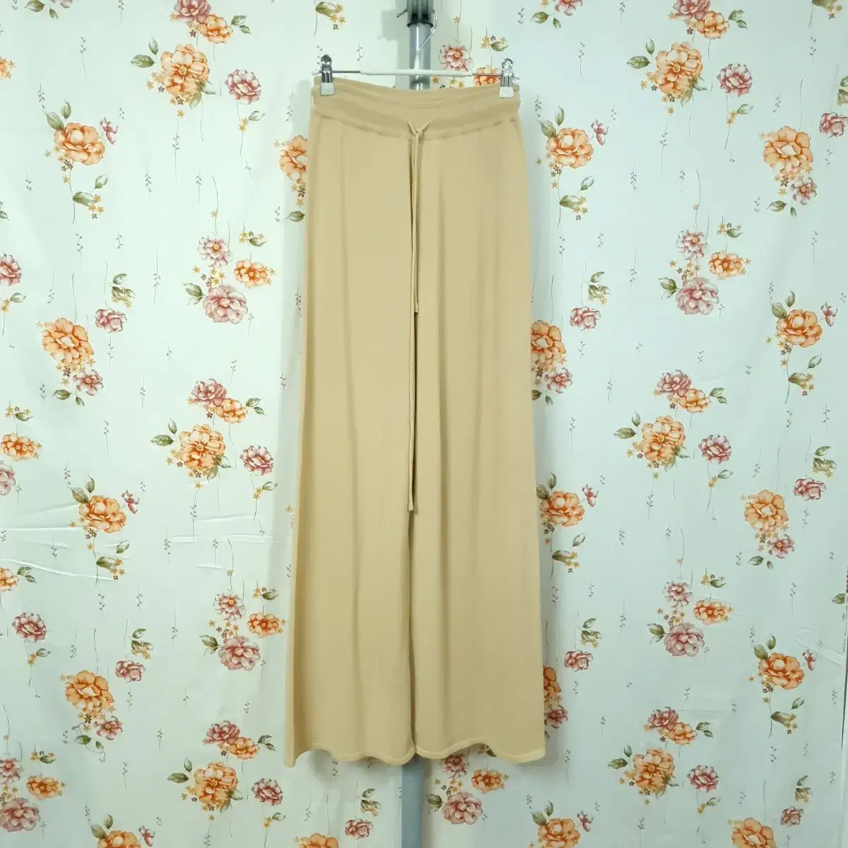 New) Blossom Cool Knit Pants 24-26