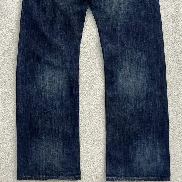 (정품) Levis 리바이스 520 워싱 데님팬츠[30]