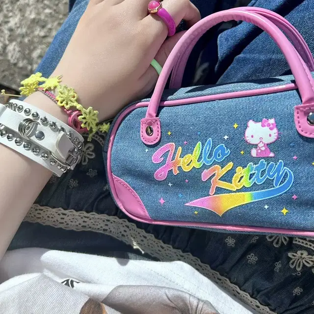 헬로키티 파우치 HELLO KITTY Rainbow Pouch Bag