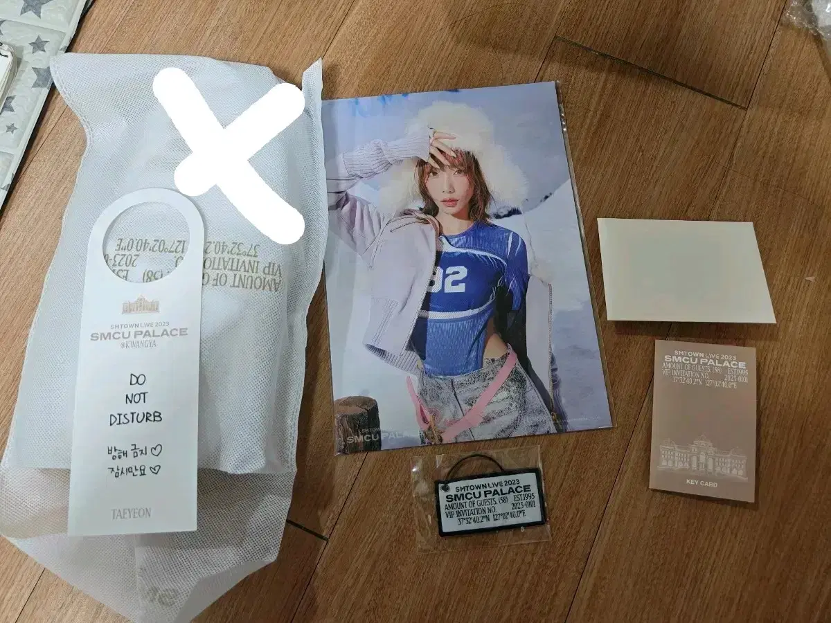 Taeyeon poster Slippers keyring Home kit set