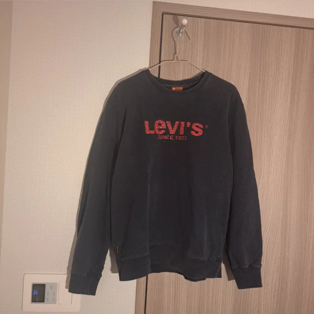 Levi's U.S.A. ORANGE TAB 맨투맨