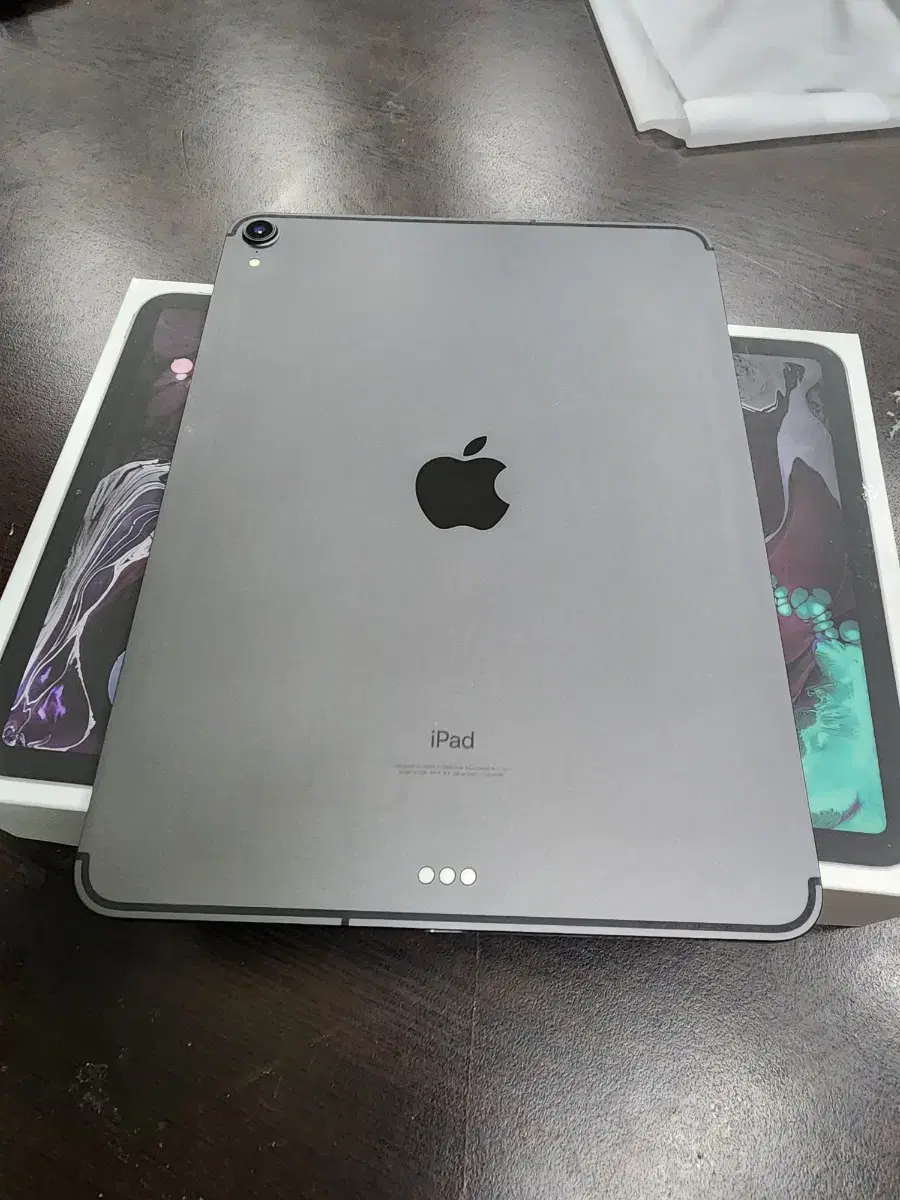 iPad pro3세대(11형)Cellular 256+펜2세대