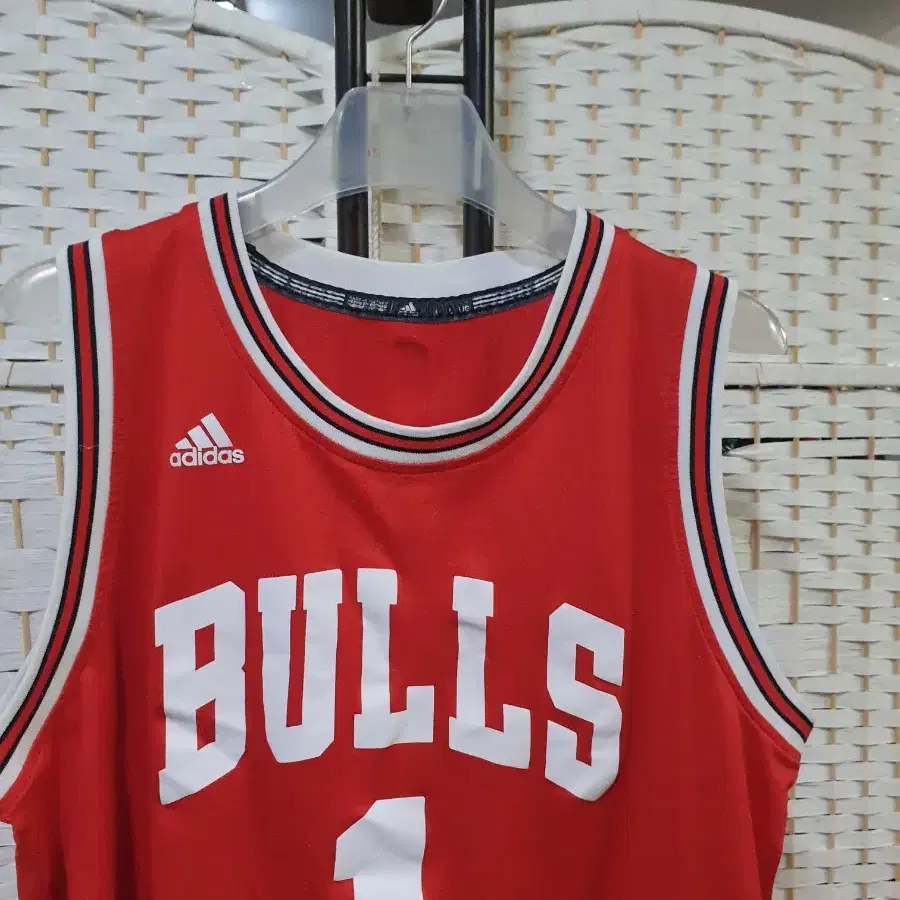 (0093) ADIDAS 아디다스 BULLS 시카고 불스 스윙맨 100