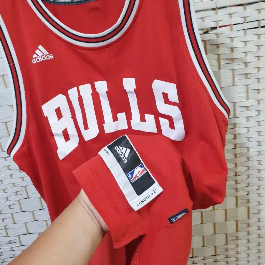 (0093) ADIDAS 아디다스 BULLS 시카고 불스 스윙맨 100