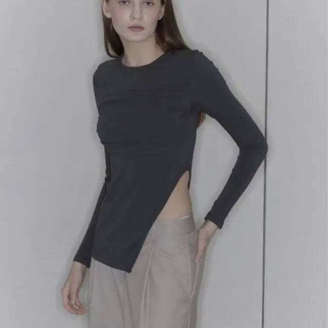 Sofia shirring layered t-shirt-Grey