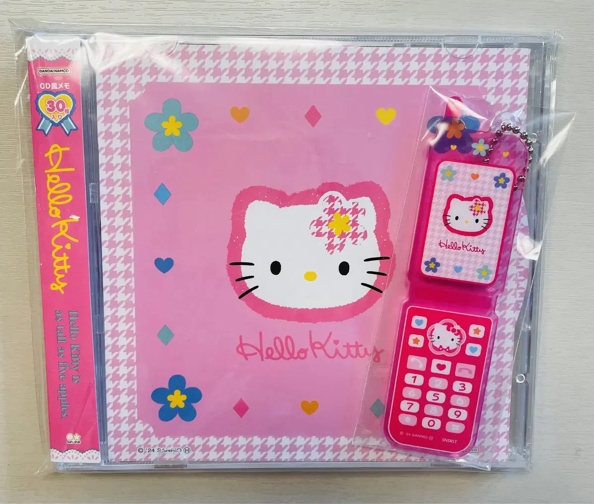 Bulk) San Rio Y2K Kitty Phone keyring CD Memo Paper