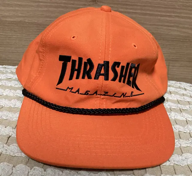 트레셔 (THRASHER) 스냅백 모자