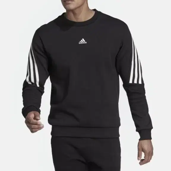 [ S ] adidas 아디다스 센터로고 블랙 라운드 맨투맨