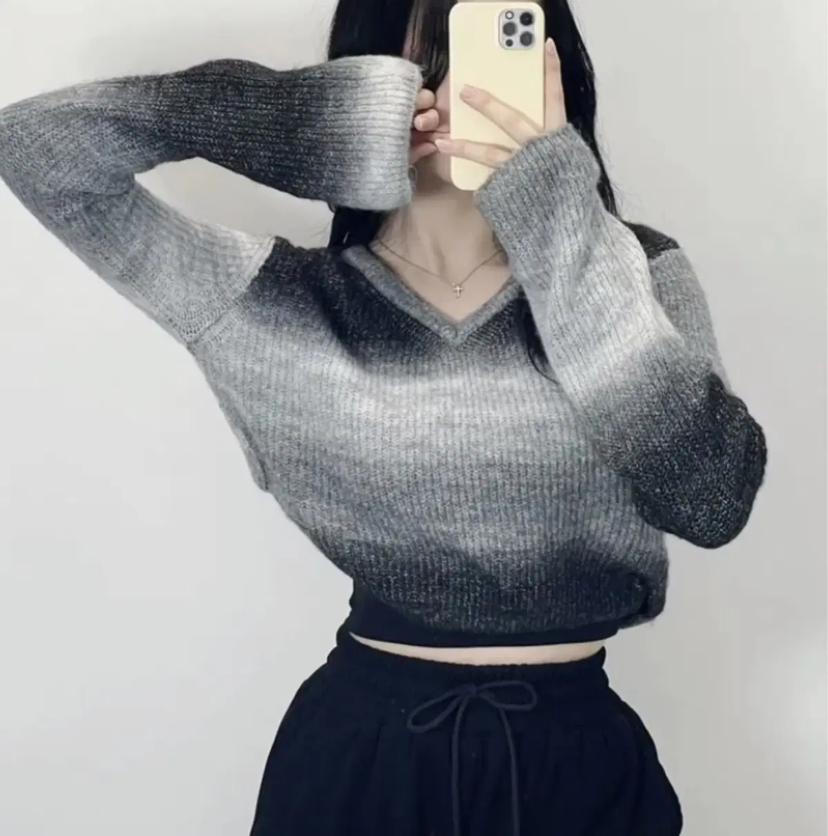 Gradient Blur Neutral Color Knit