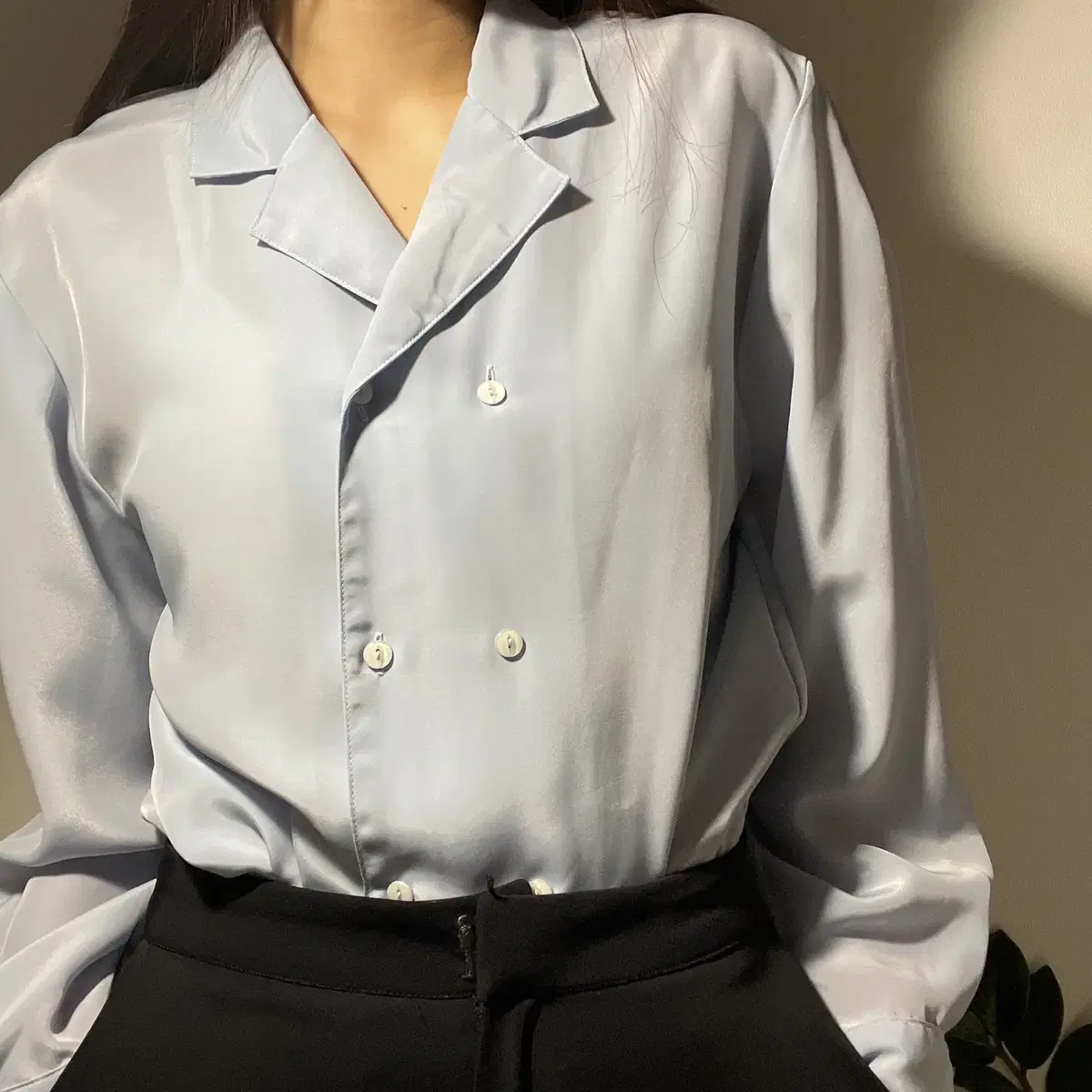 vintage two botton blouse