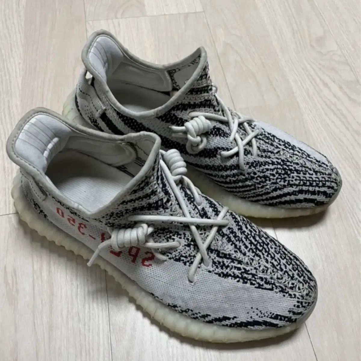 Yeezy boost 350 v2 zebra (이지부스트 350 v2 지