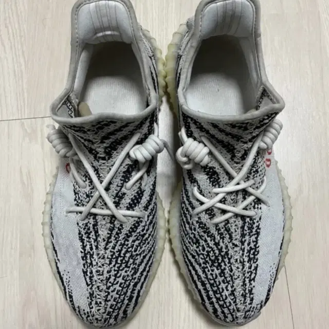 Yeezy boost 350 v2 zebra (이지부스트 350 v2 지