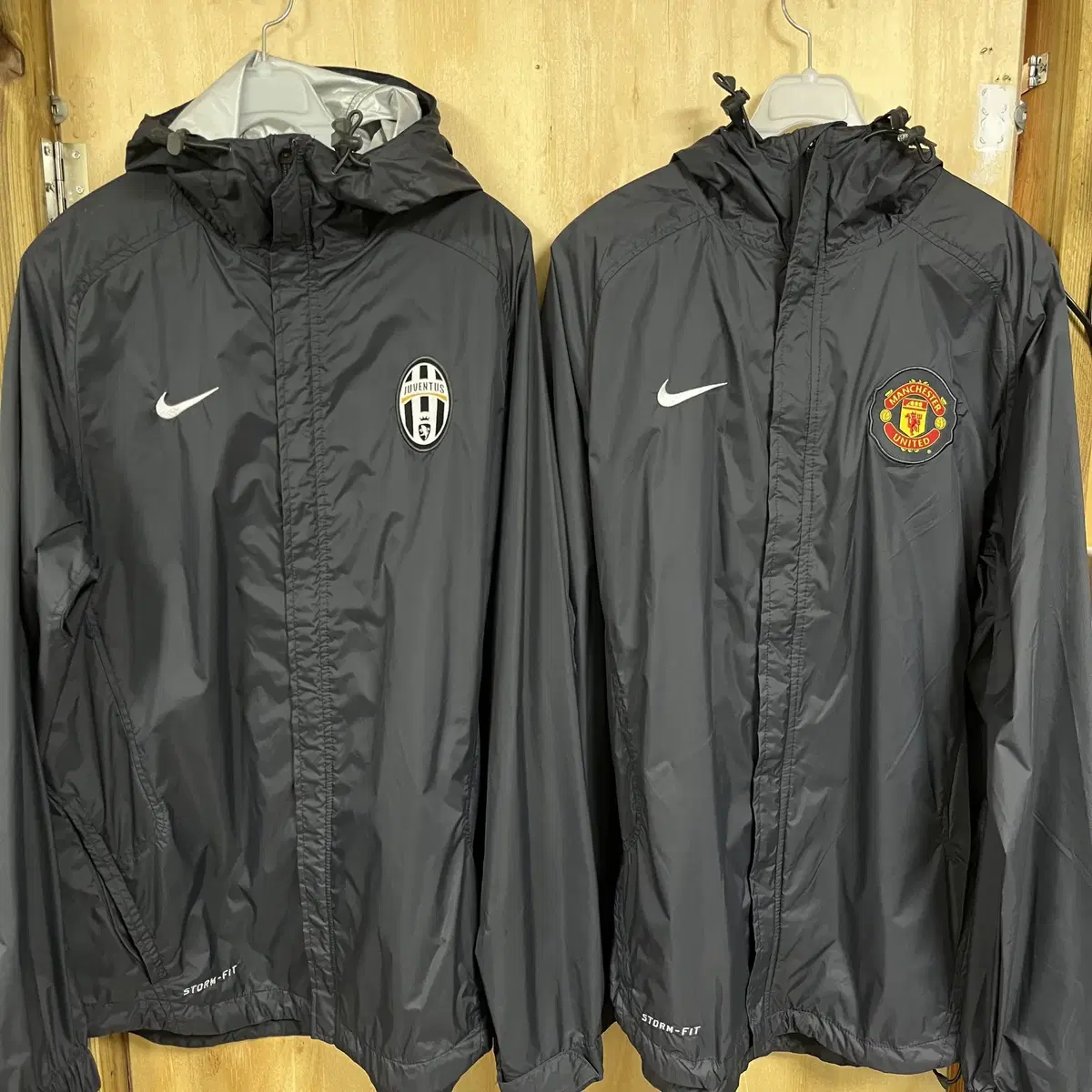 Nike Man Utd Juventus Rain Jacket Unused