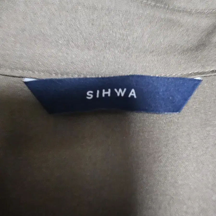 SIHWA 실크 셔츠 F