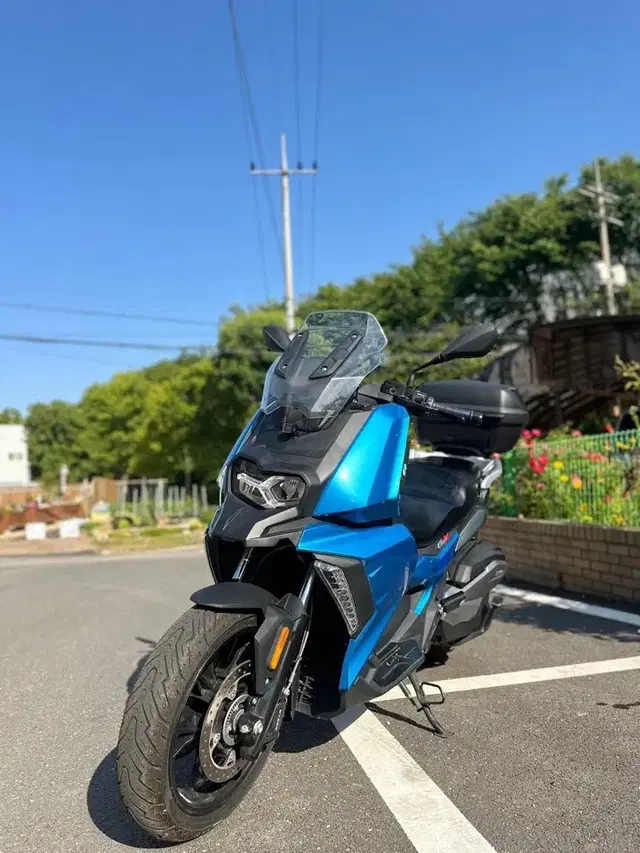 BMW C400X