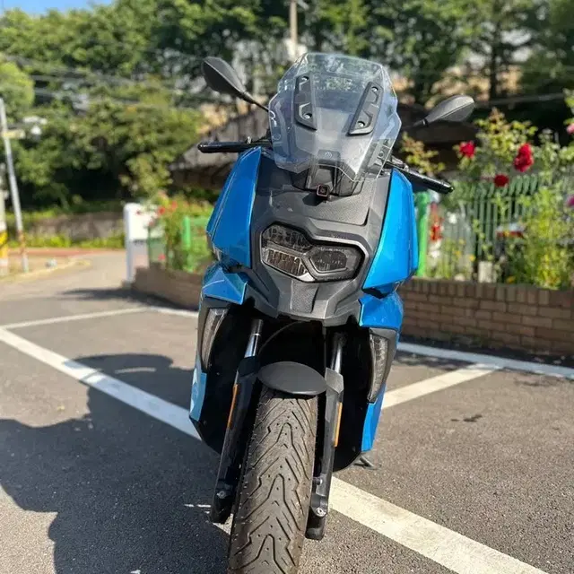 BMW C400X