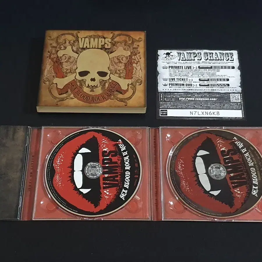 VAMPS 뱀프스 베스트 앨범 (CD+Blu-ray) 라이브영상반 하이도