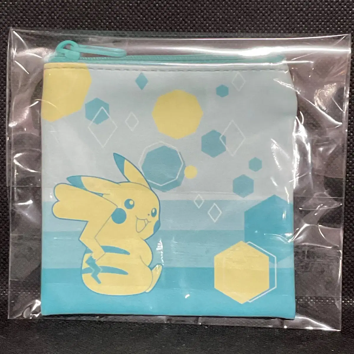 Unsealed Good (unused) Pokemon Pikachu Mini Pow Coin Purse