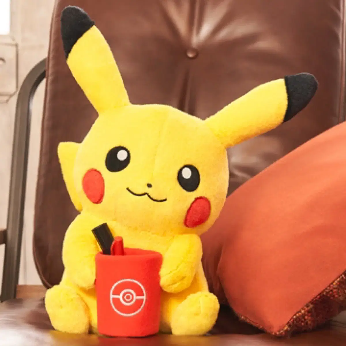 Unsealed Pokémon helper Pikachu doll First Lottery