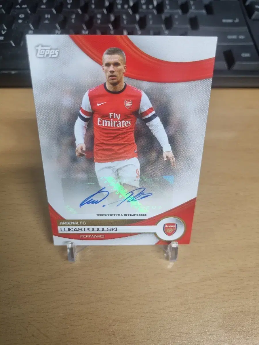 24Tops Arsenal Lukas Podolski Autographed Autographed Autofootball Card