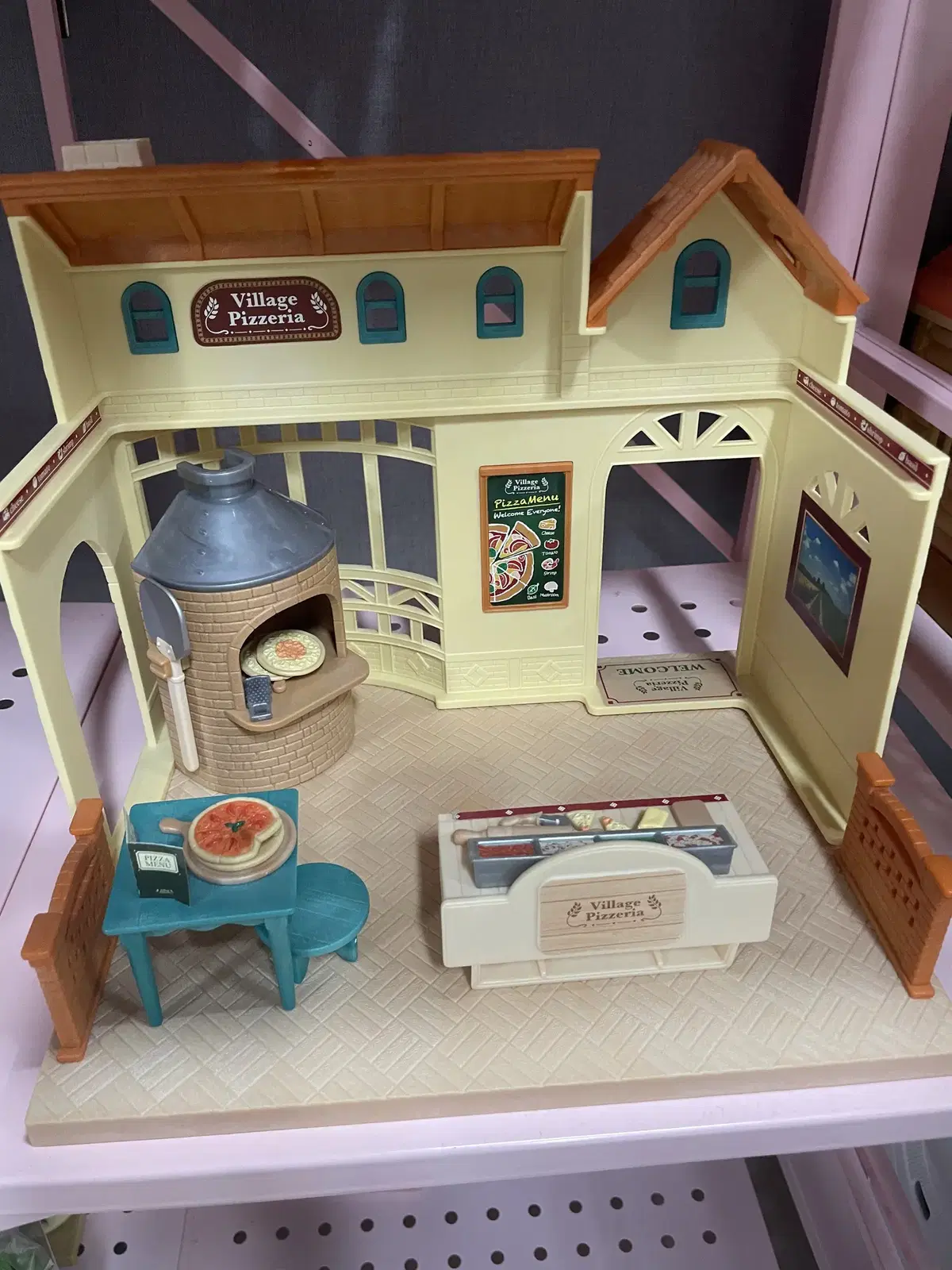 Sylvanian Old Pizza (Discontinued)